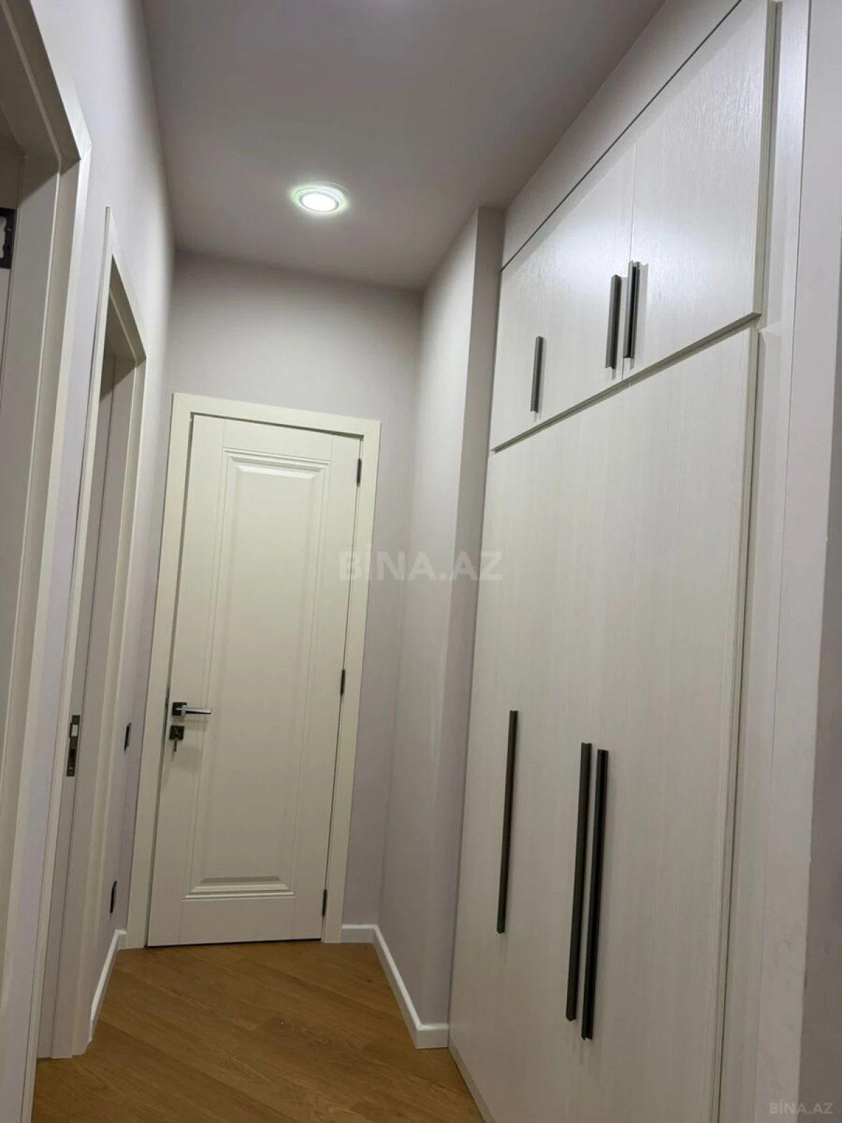 Kirayə verilir 3 otaqlı mənzil 95 m²