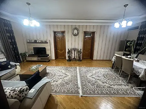 Satılır 4 otaqlı həyət evi 140 m² — Bakı 4 otaq 140.00 m²