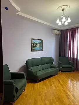 Kirayə verilir 2 otaqlı mənzil 110 m²