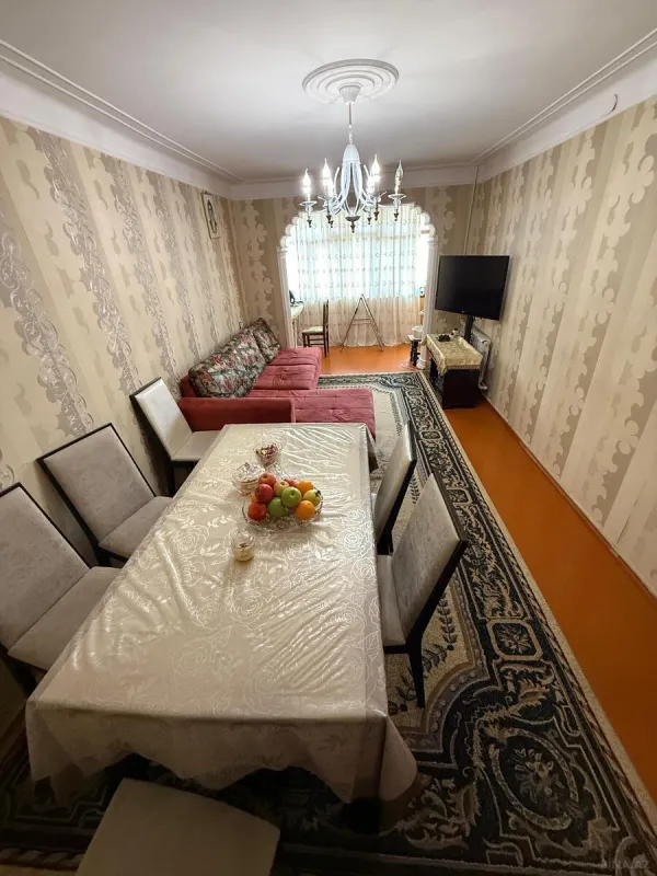 Satılır 4 otaqlı mənzil 90 m²