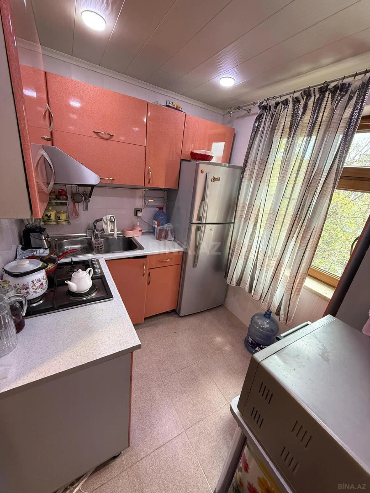 Satılır 4 otaqlı mənzil 90 m²