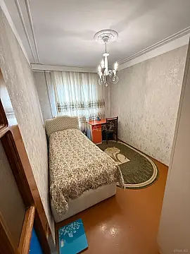 Satılır 4 otaqlı mənzil 90 m²
