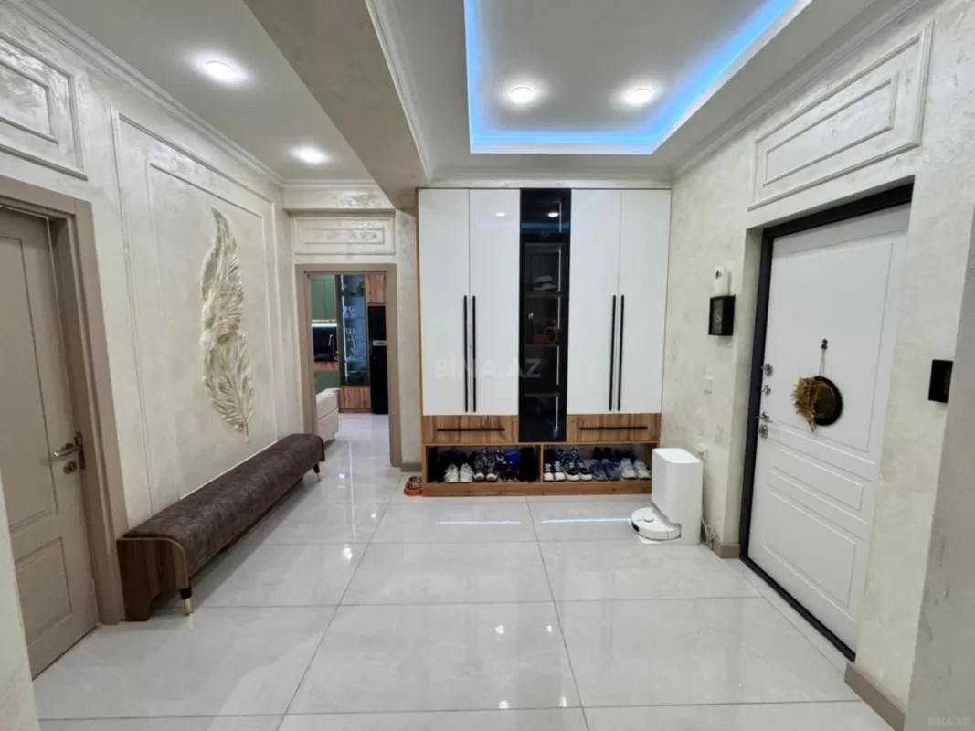 Satılır 2 otaqlı mənzil 89 m²
