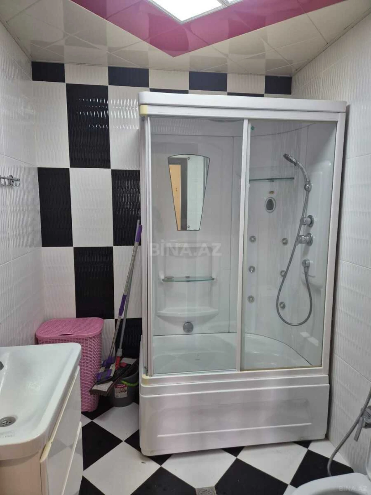 Kirayə verilir 3 otaqlı mənzil 120 m²