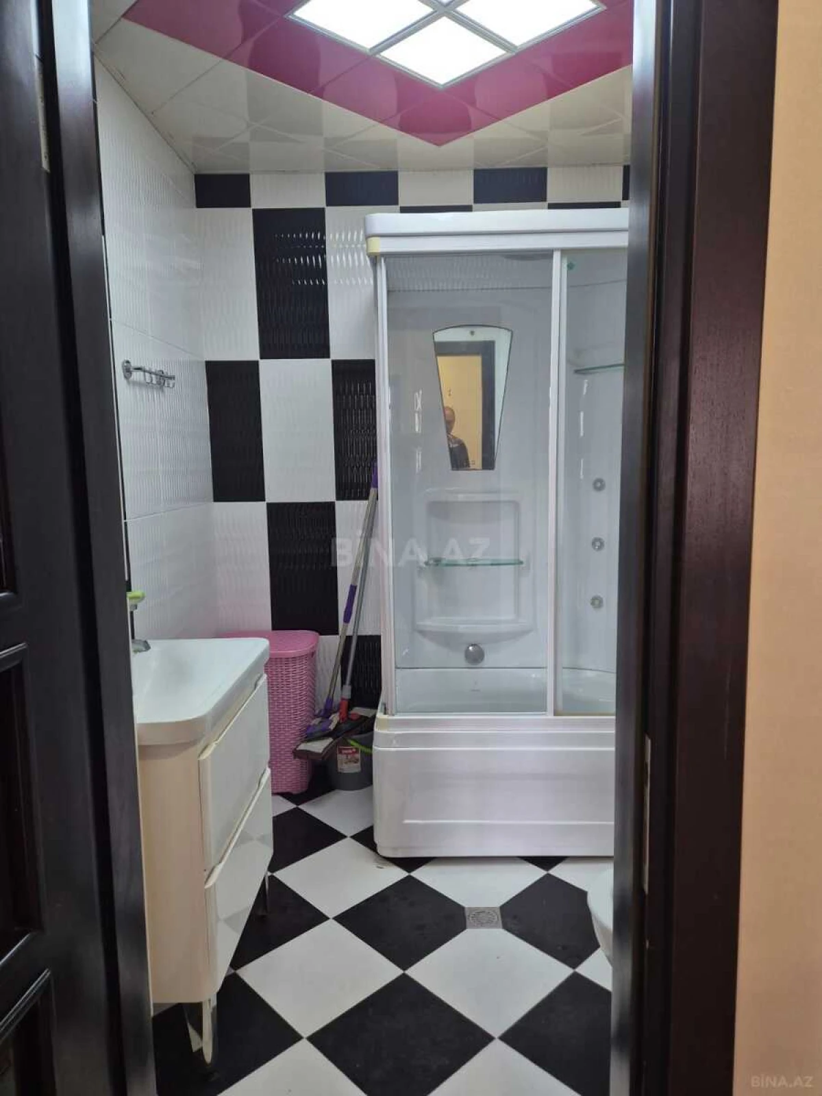 Kirayə verilir 3 otaqlı mənzil 120 m²