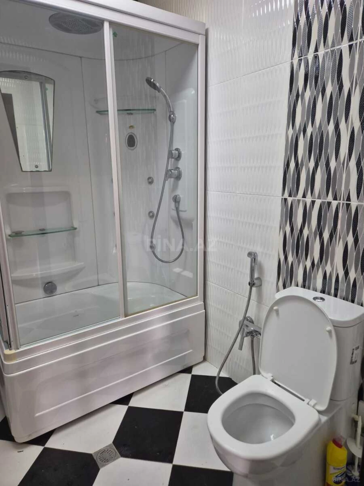 Kirayə verilir 3 otaqlı mənzil 120 m²