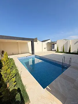 Satılır 4 otaqlı həyət evi 150 m²