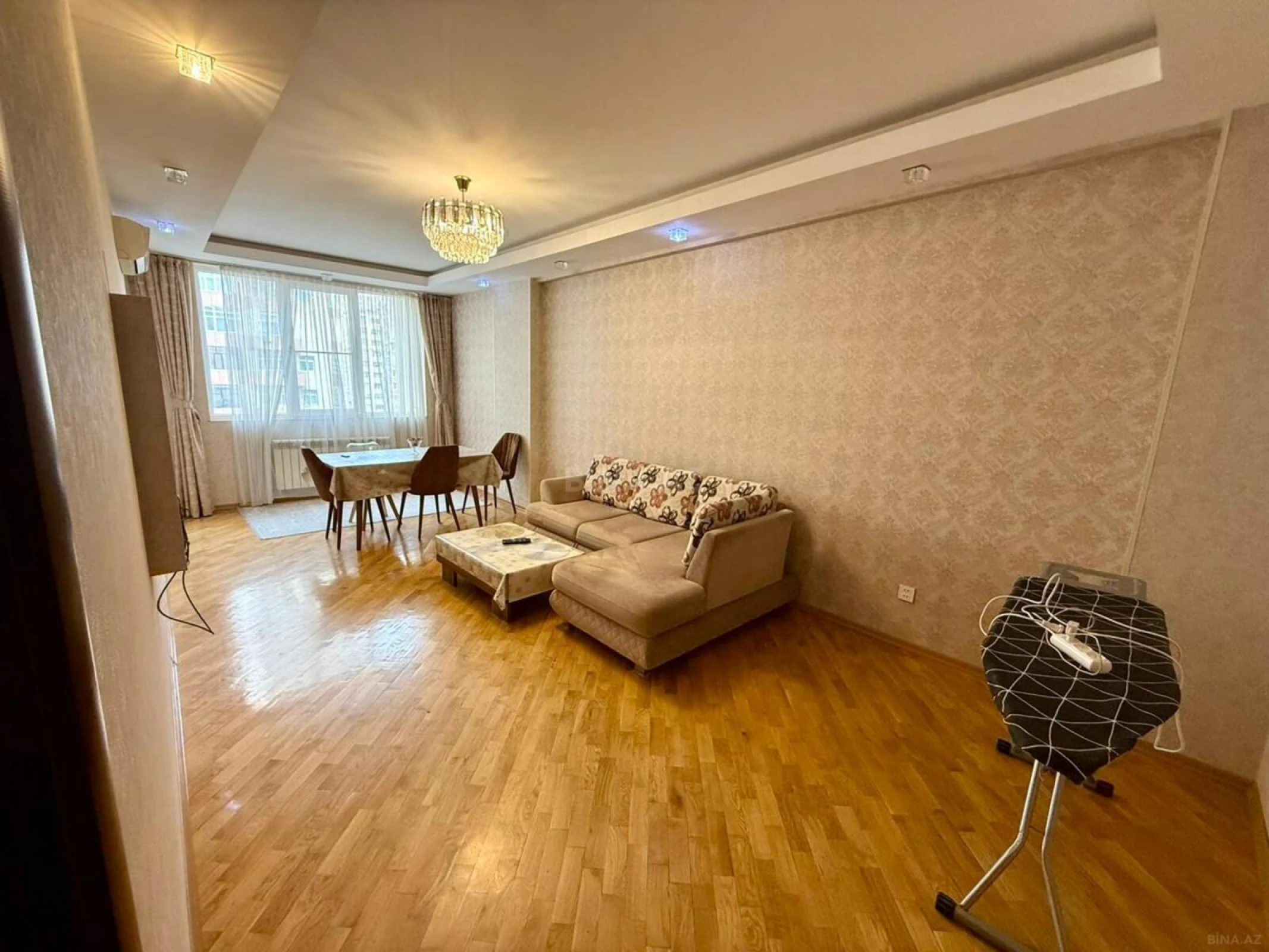 Satılır 2 otaqlı mənzil 80 m²