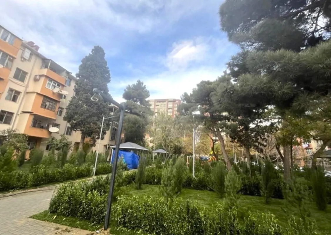 Satılır 2 otaqlı mənzil 50 m²