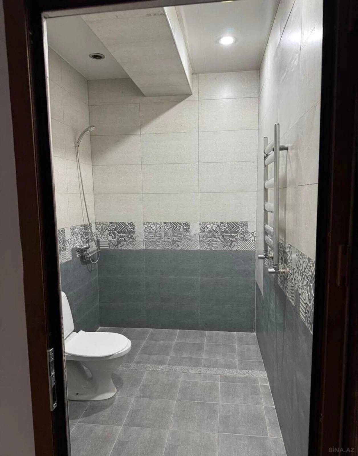 Satılır 3 otaqlı mənzil 125 m²