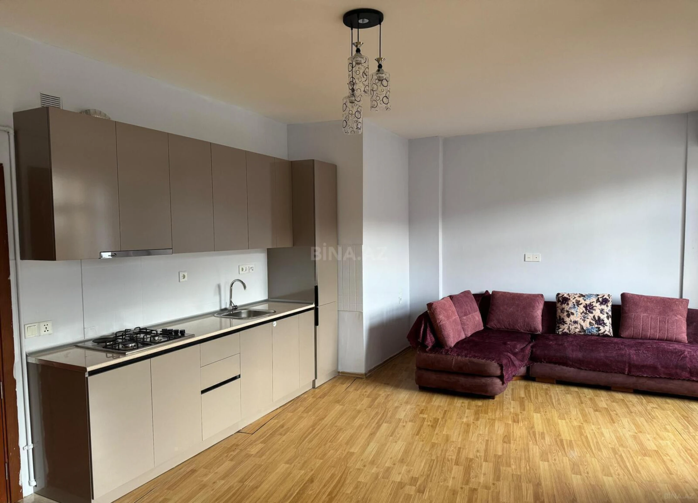 Satılır 3 otaqlı mənzil 125 m²