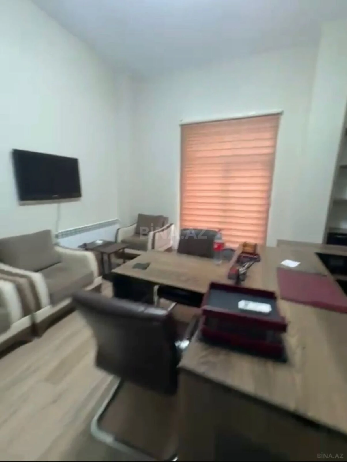 Kirayə verilir 2 otaqlı ofis 83 m²