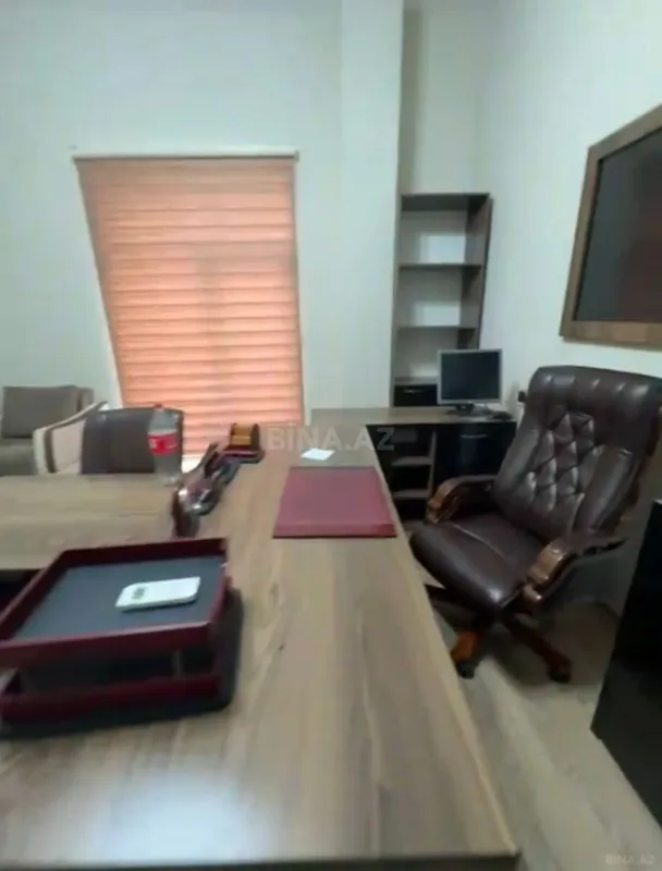 Kirayə verilir 2 otaqlı ofis 83 m²