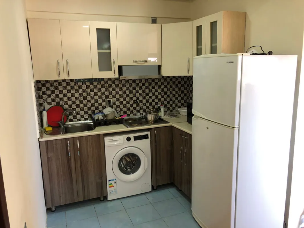 Satılır 2 otaqlı mənzil 65 m²