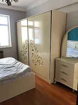 Satılır 2 otaqlı mənzil 65 m²