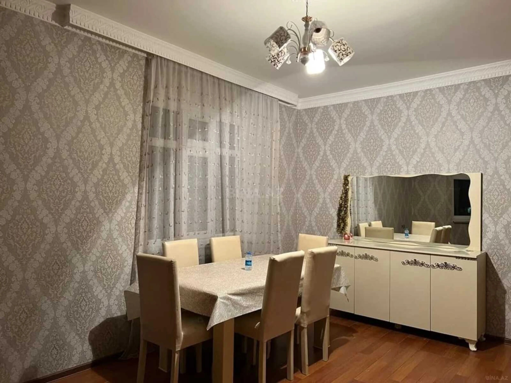 Satılır 2 otaqlı mənzil 65 m²