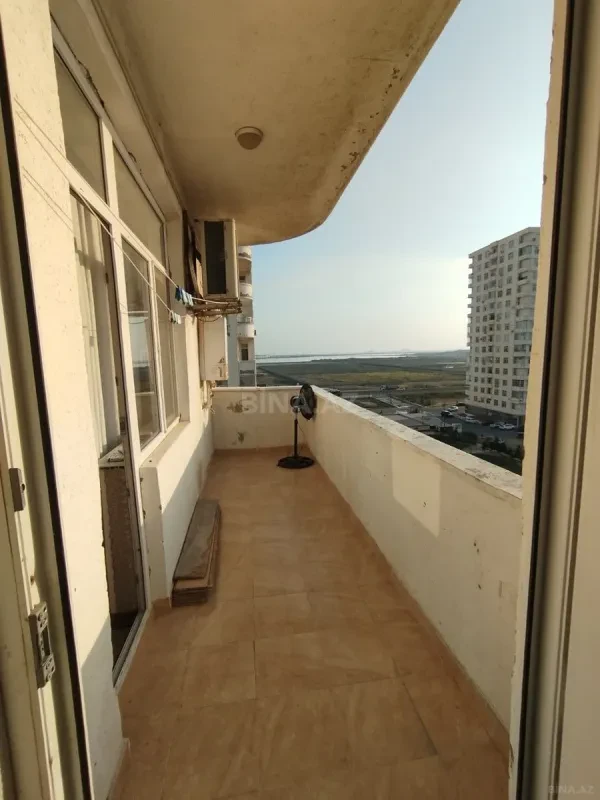 Kirayə verilir 2 otaqlı mənzil 92 m²