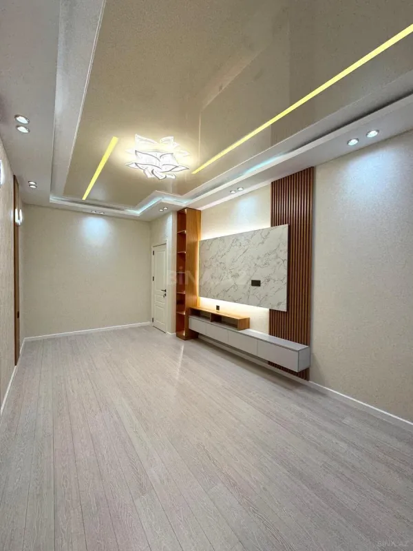 Satılır 2 otaqlı mənzil 62 m²