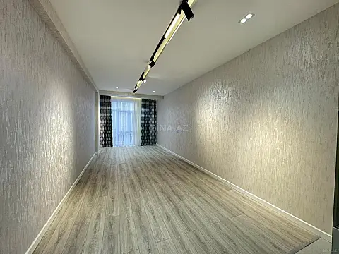Satılır 2 otaqlı mənzil 76 m²
