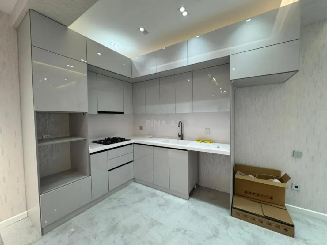 Satılır 2 otaqlı mənzil 76 m²