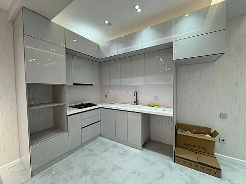 Satılır 2 otaqlı mənzil 76 m²
