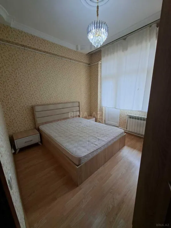 Satılır 2 otaqlı mənzil 70 m²