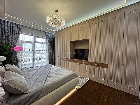 Satılır 3 otaqlı mənzil 106 m²