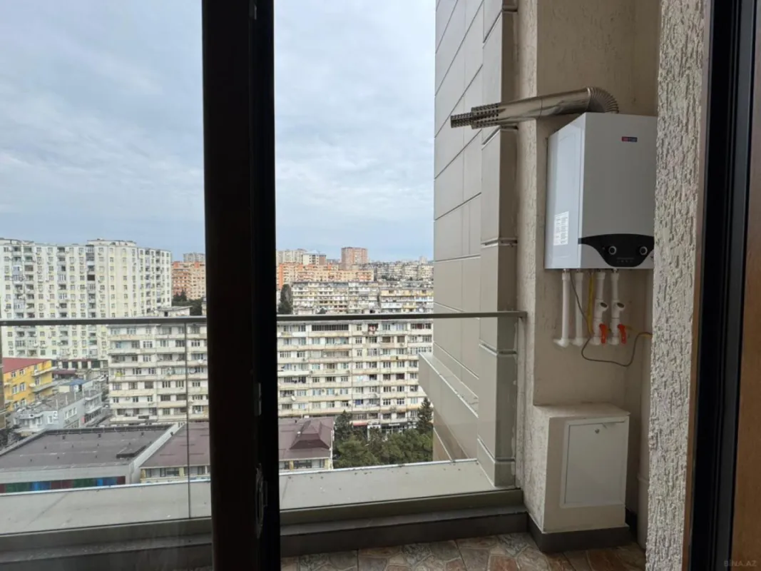 Satılır 3 otaqlı mənzil 106 m²