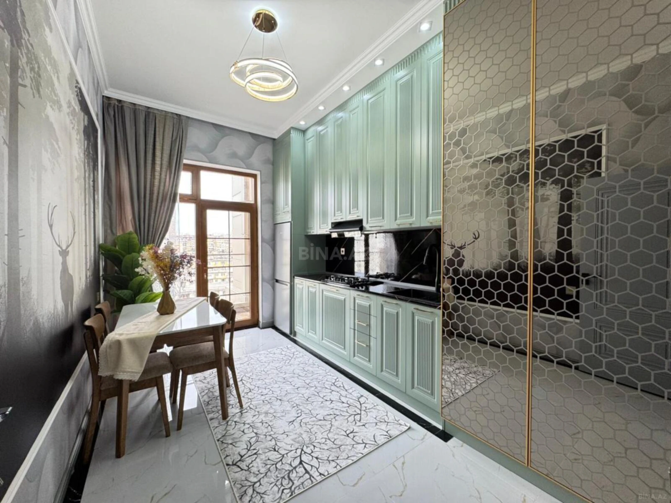Satılır 3 otaqlı mənzil 106 m²