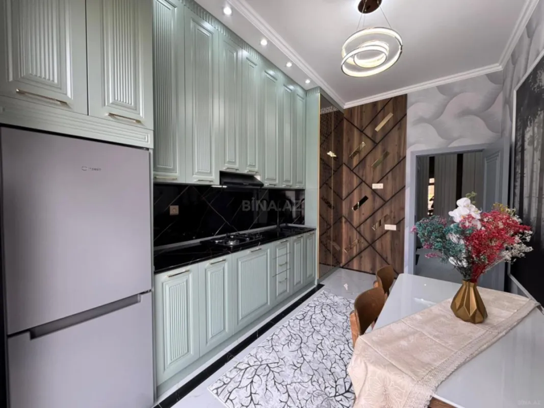 Satılır 3 otaqlı mənzil 106 m²