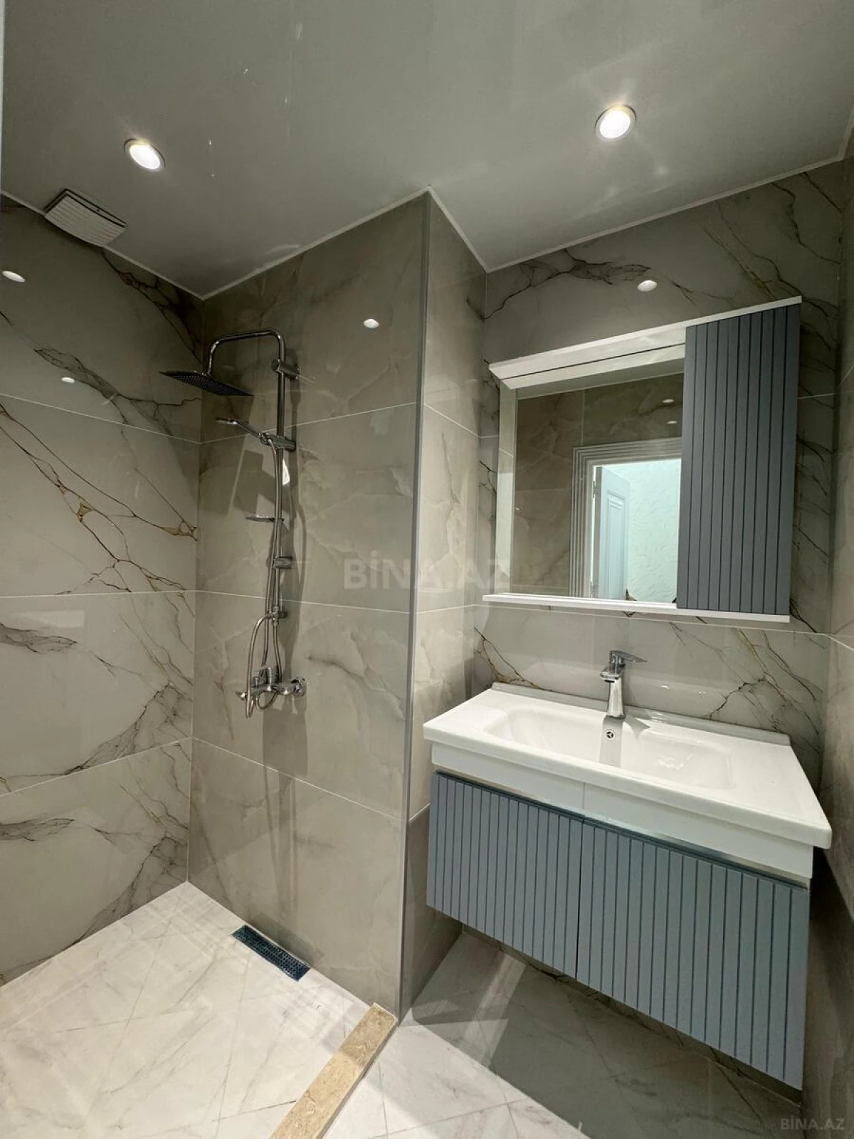 Satılır 3 otaqlı mənzil 80 m²