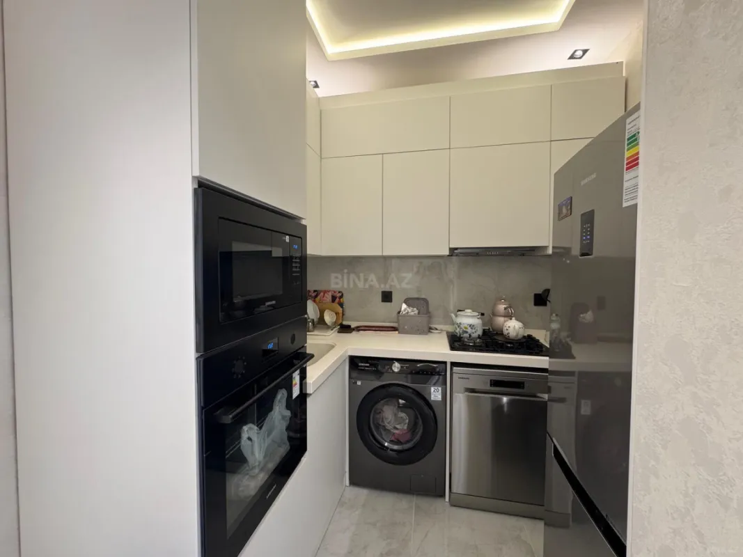 Satılır 3 otaqlı mənzil 97 m²
