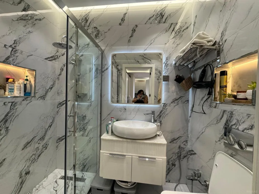 Satılır 3 otaqlı mənzil 97 m²