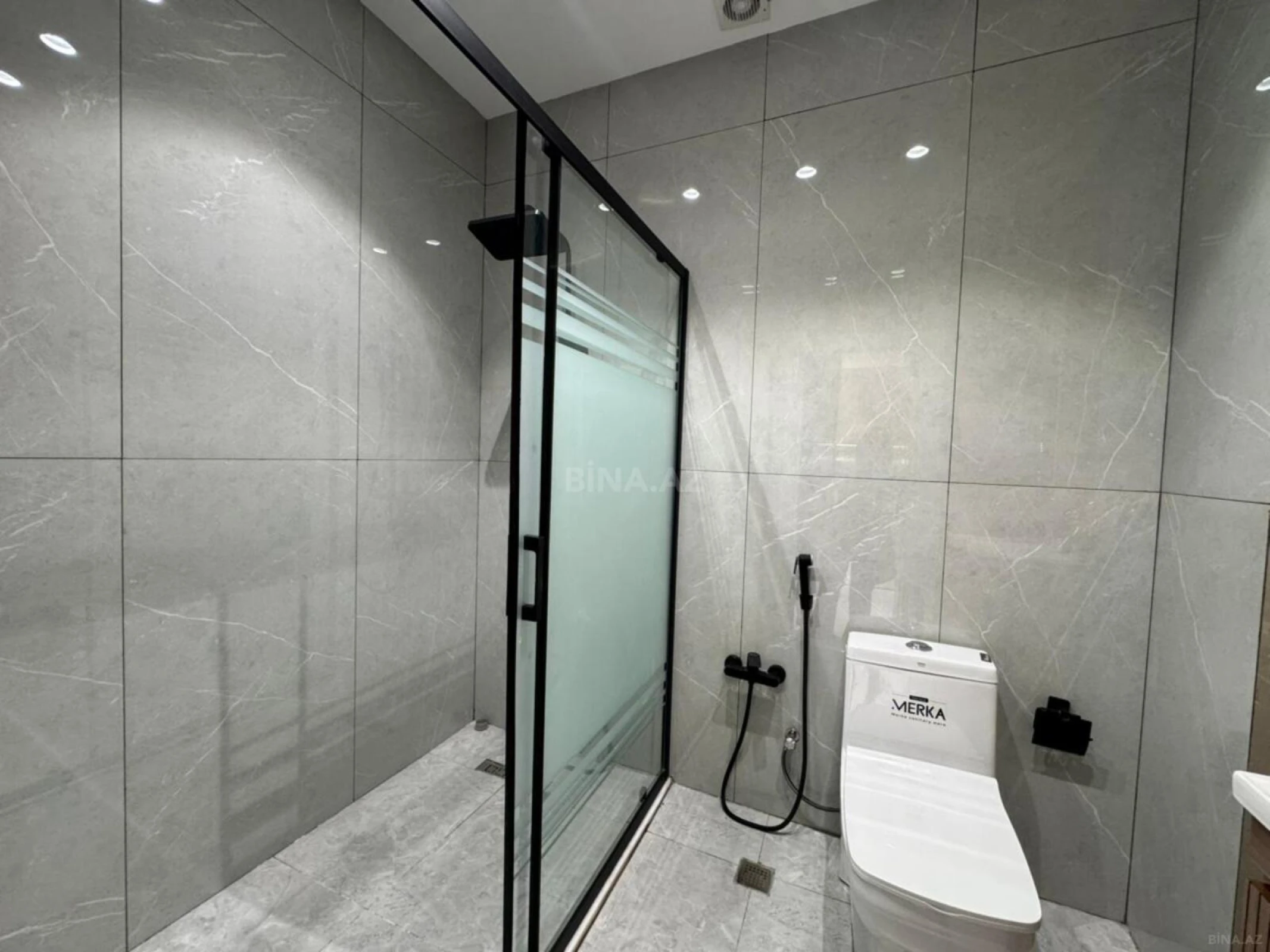 Satılır 3 otaqlı mənzil 85 m²