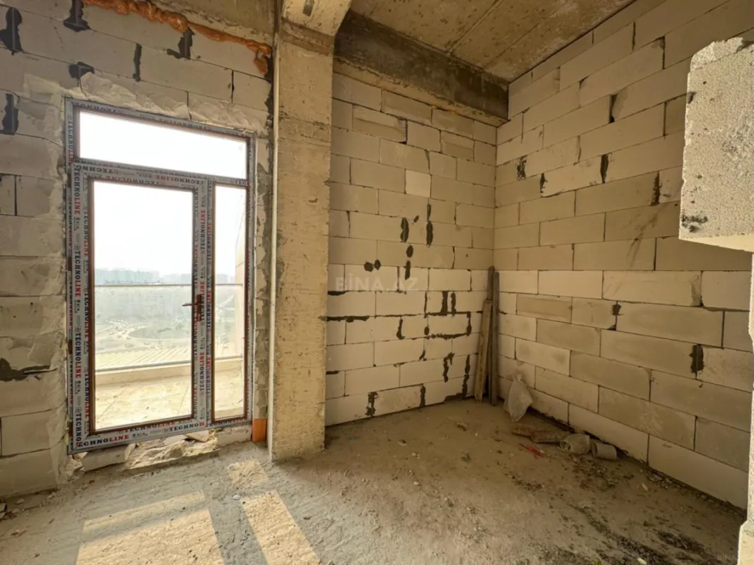 Satılır 2 otaqlı mənzil 86 m²