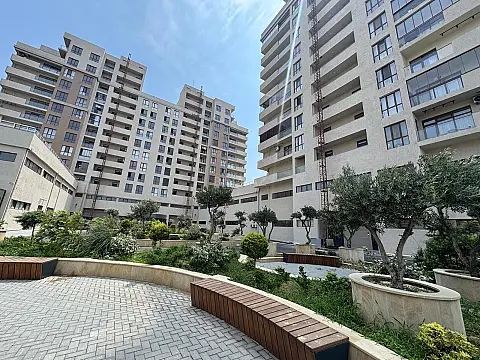 Satılır 2 otaqlı mənzil 86 m²