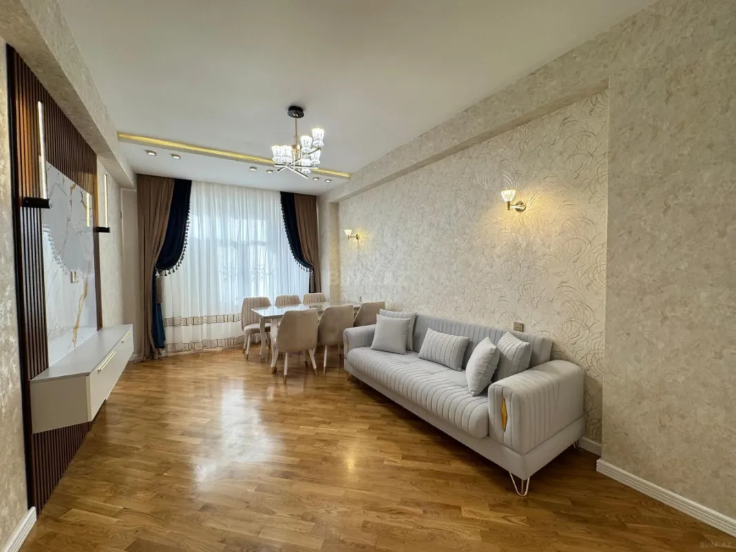 Satılır 2 otaqlı mənzil 90 m²