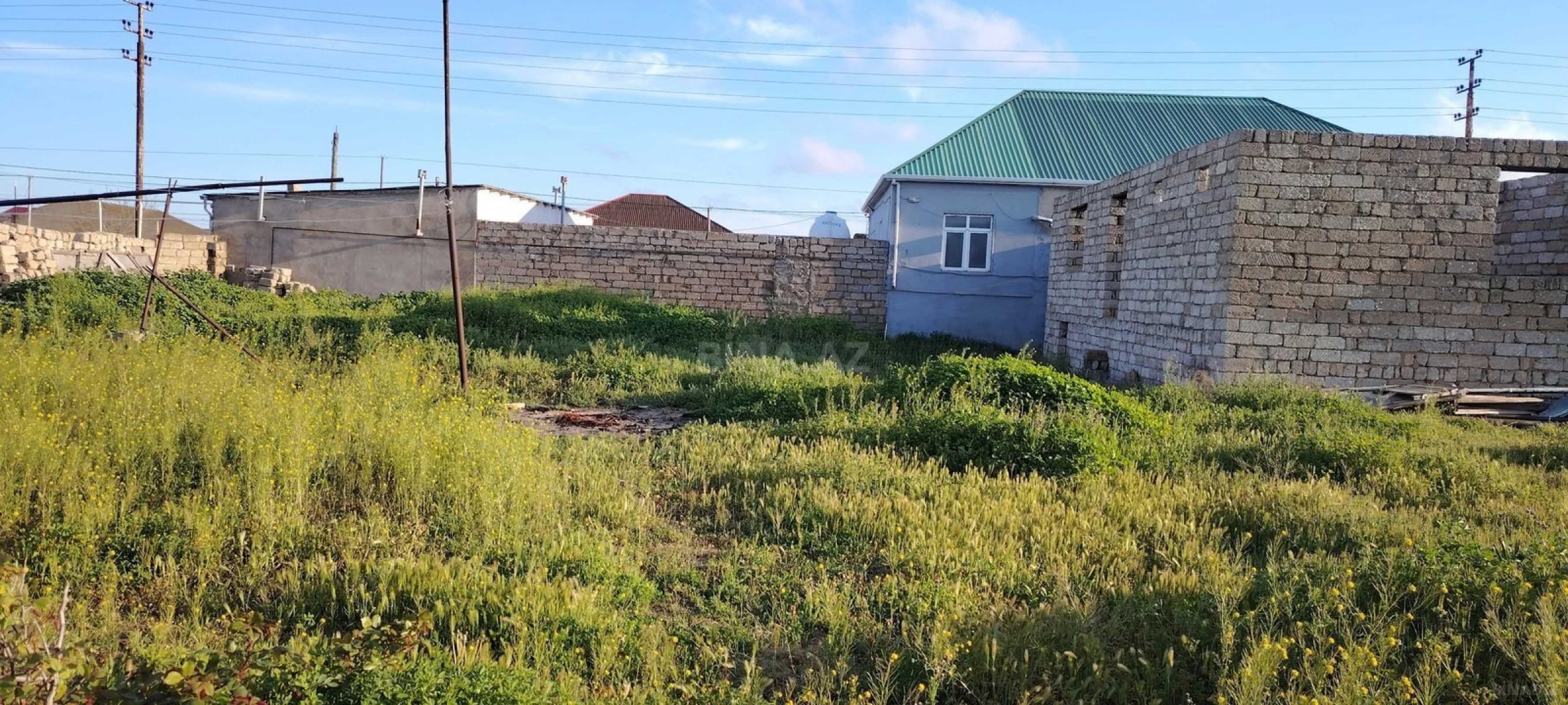 Satılır 4 otaqlı həyət evi 100 m²