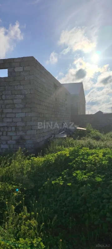 Satılır 4 otaqlı həyət evi 100 m²