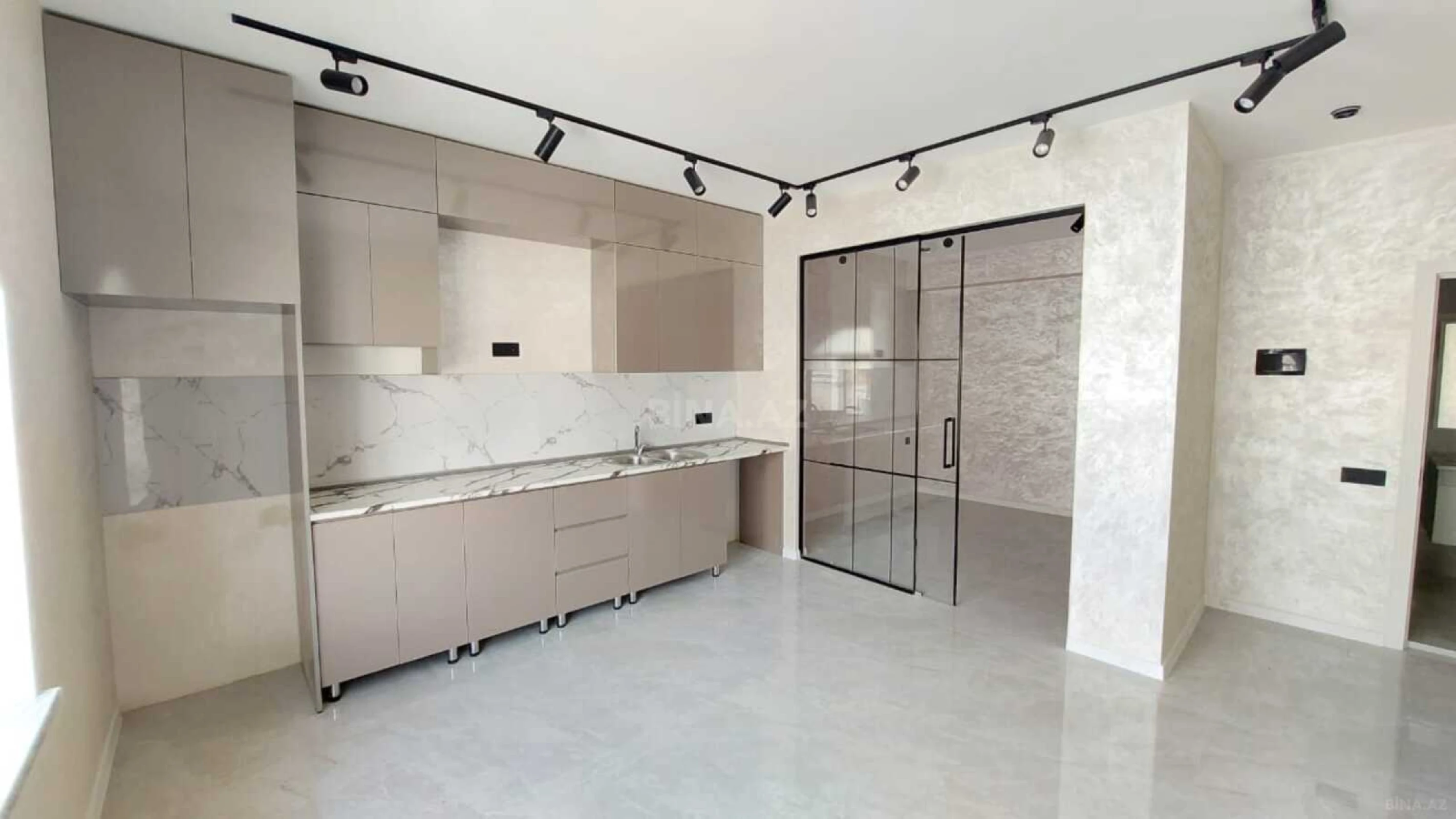 Satılır 2 otaqlı mənzil 35 m²