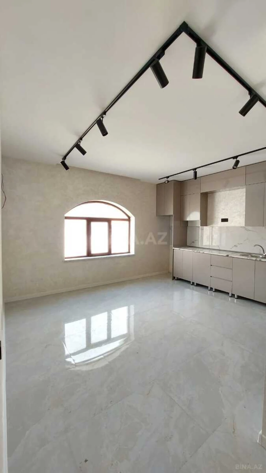 Satılır 2 otaqlı mənzil 35 m²