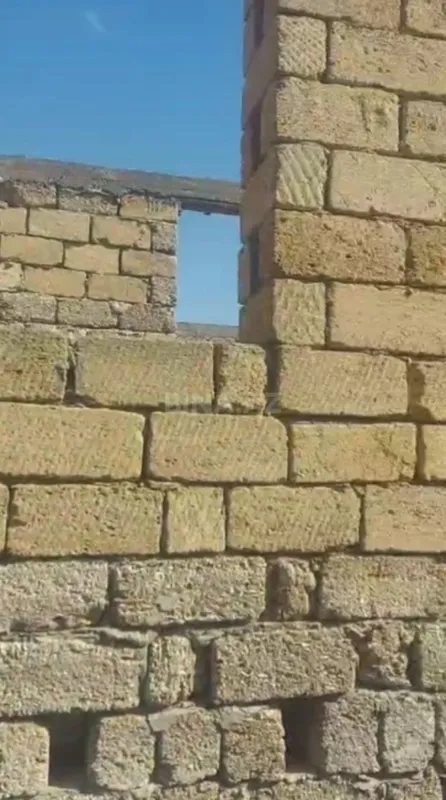 Satılır 4 otaqlı həyət evi 130 m²
