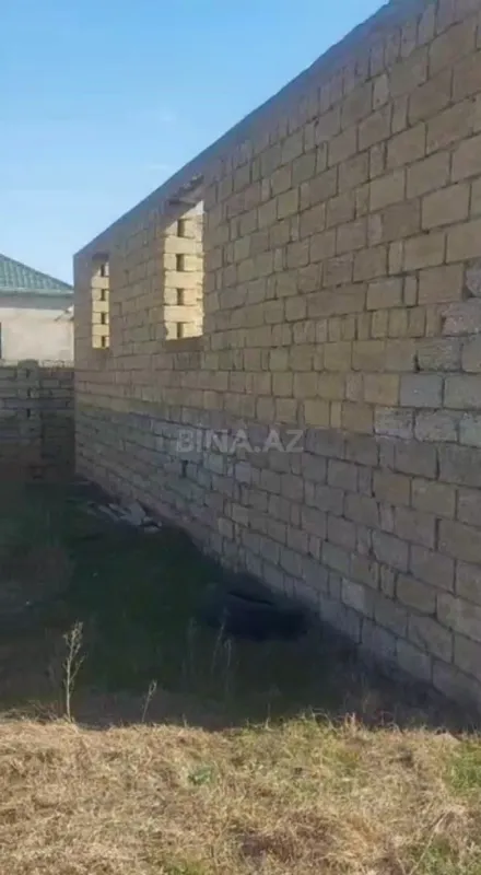 Satılır 4 otaqlı həyət evi 130 m²