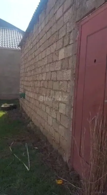 Satılır 4 otaqlı həyət evi 130 m²