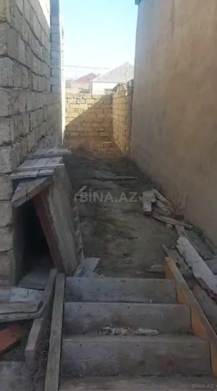 Satılır 4 otaqlı həyət evi 130 m²