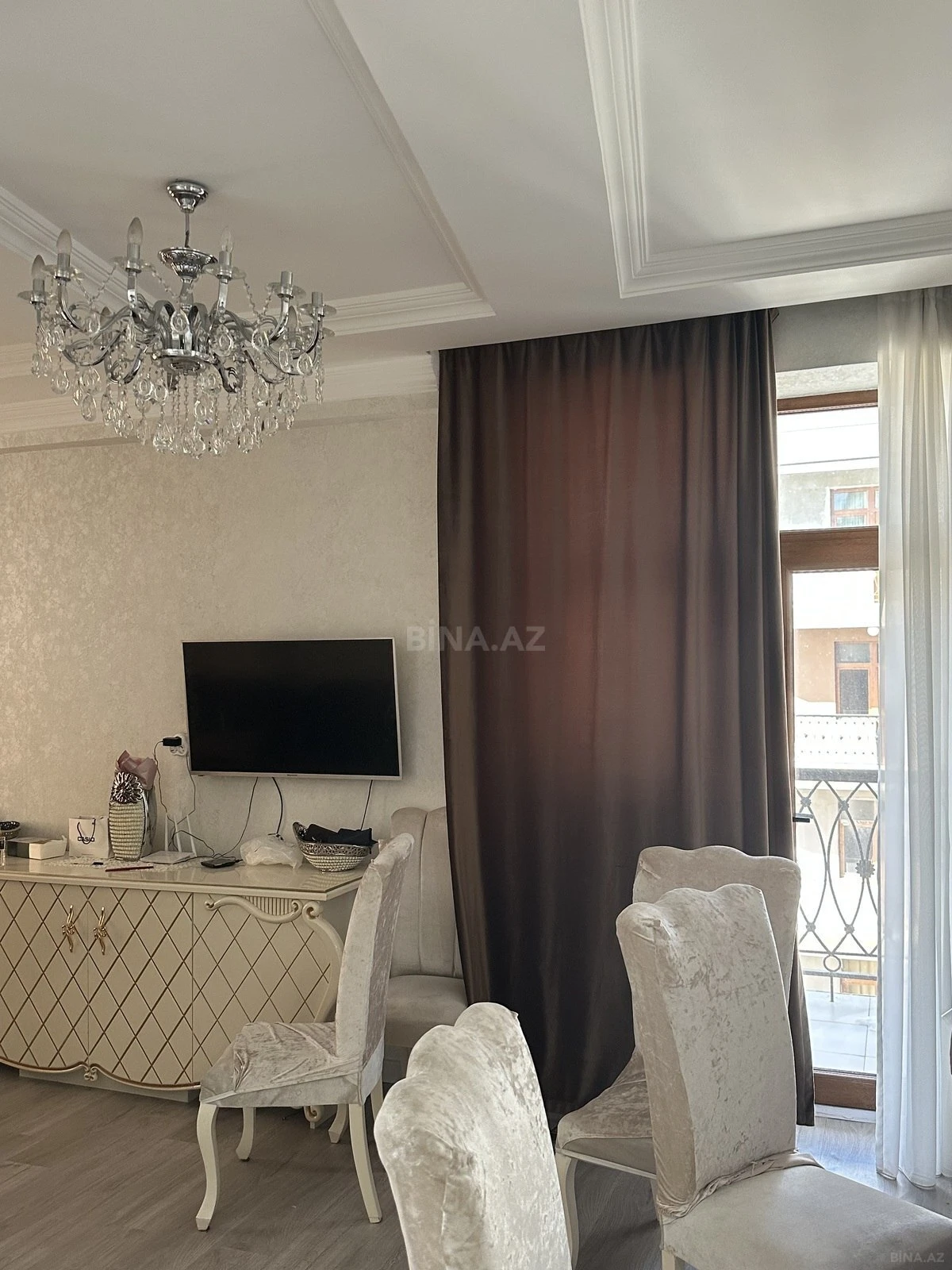 Kirayə verilir 3 otaqlı mənzil 100 m²