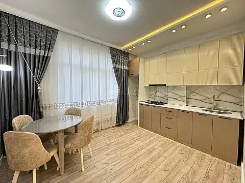 Satılır 2 otaqlı mənzil 85 m² — Bakı, Həzi Aslanov qəs. 2 otaq 85.00 m²