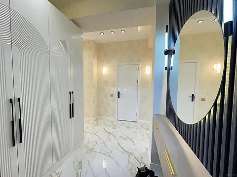 Satılır 2 otaqlı mənzil 85 m²