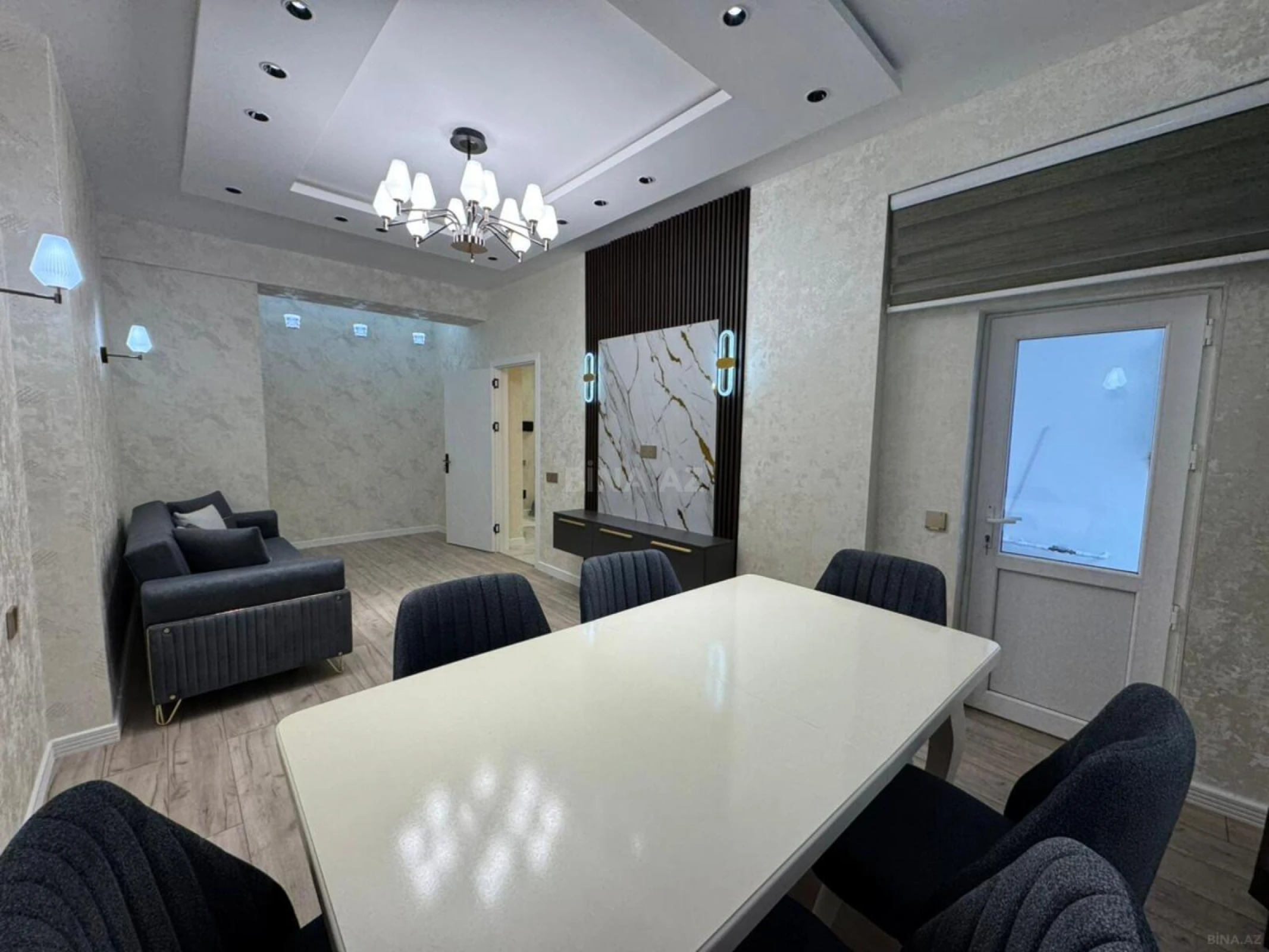 Satılır 2 otaqlı mənzil 85 m²