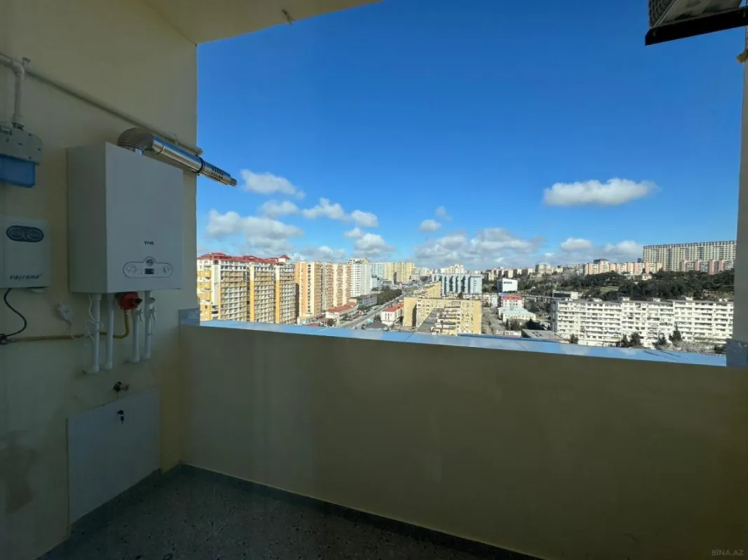 Satılır 2 otaqlı mənzil 83 m²
